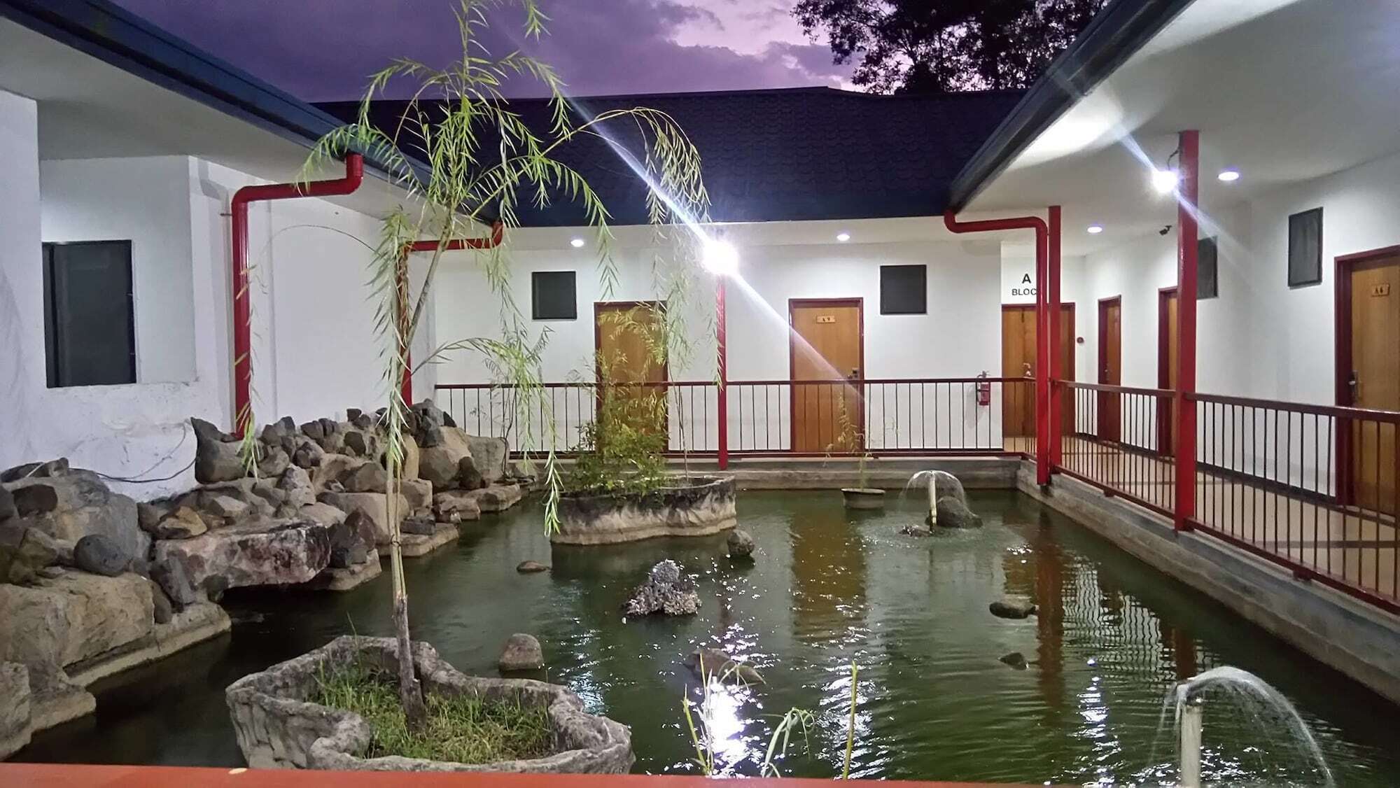 Lkh Motel Kota Kinabalu Ngoại thất bức ảnh